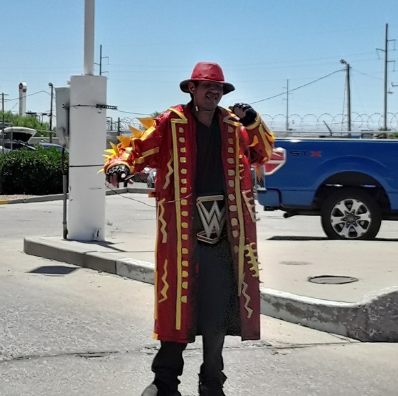 Meet your Posher, Teo - Picture 1 of 1